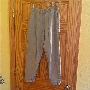 Gymshark women’s pale green jogger Sweatpants